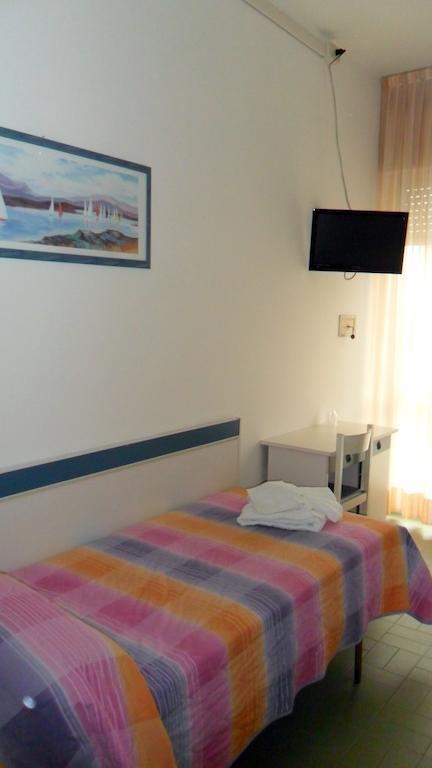 Hotel Michelangelo Bellaria-Igea Marina Quarto foto